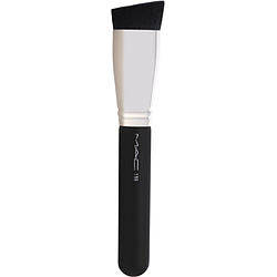 Mac Brushes - #196 Slanted Flat Top Foundation Brush  --- By Mac
